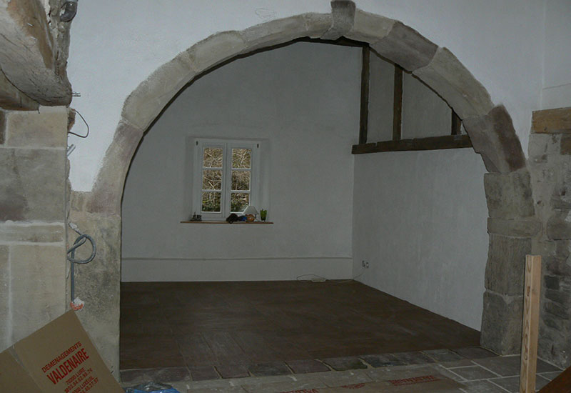 barbaux batiment renovation ouverture encadrement